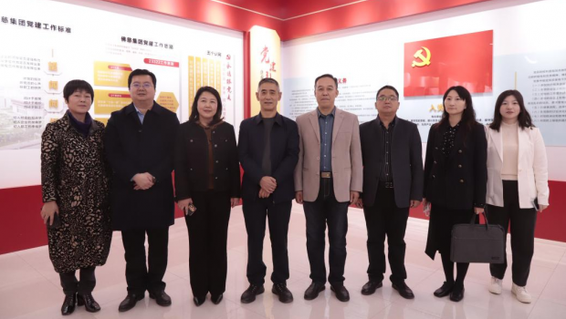 兰州新区职教园区服务保障中心党委书记、主任李伟一行赴人生就是博集团考察调研